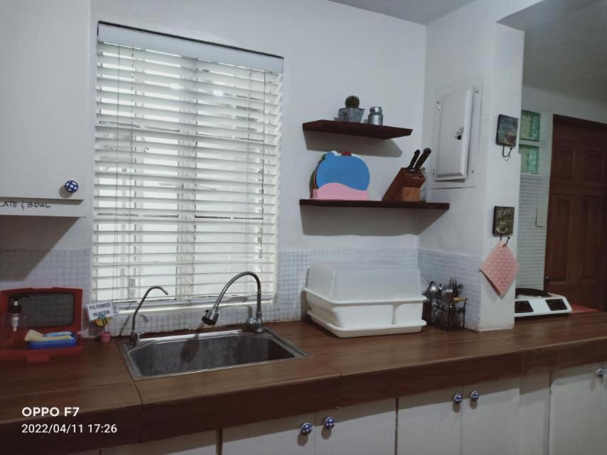 # 15 Laguna Bel-Air Home In Sta Rosa By Red Door House Rental Santa Rosa  Buitenkant foto