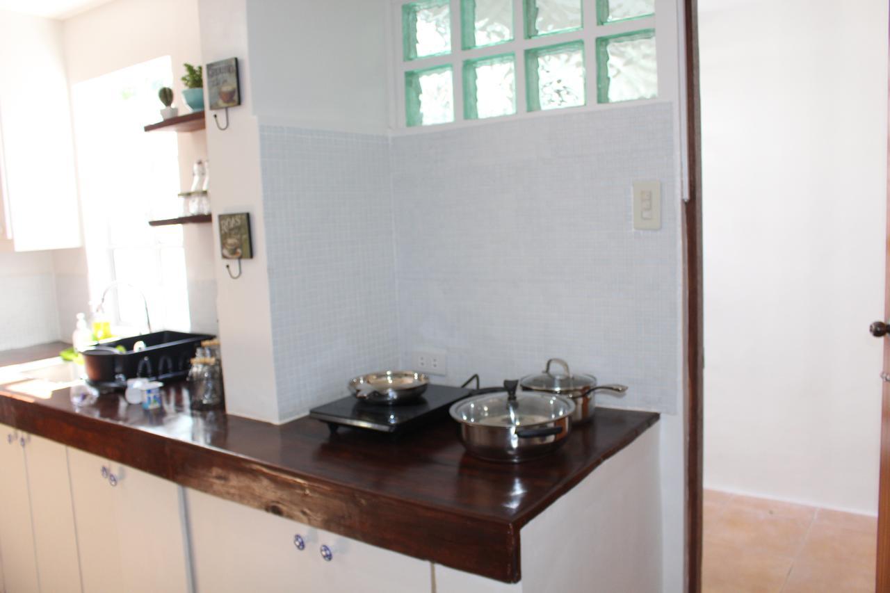 # 15 Laguna Bel-Air Home In Sta Rosa By Red Door House Rental Santa Rosa  Buitenkant foto